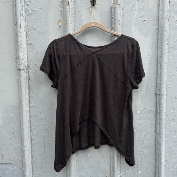 Lululemon Black Loop Around Tee, size M - Picture 5 of 10